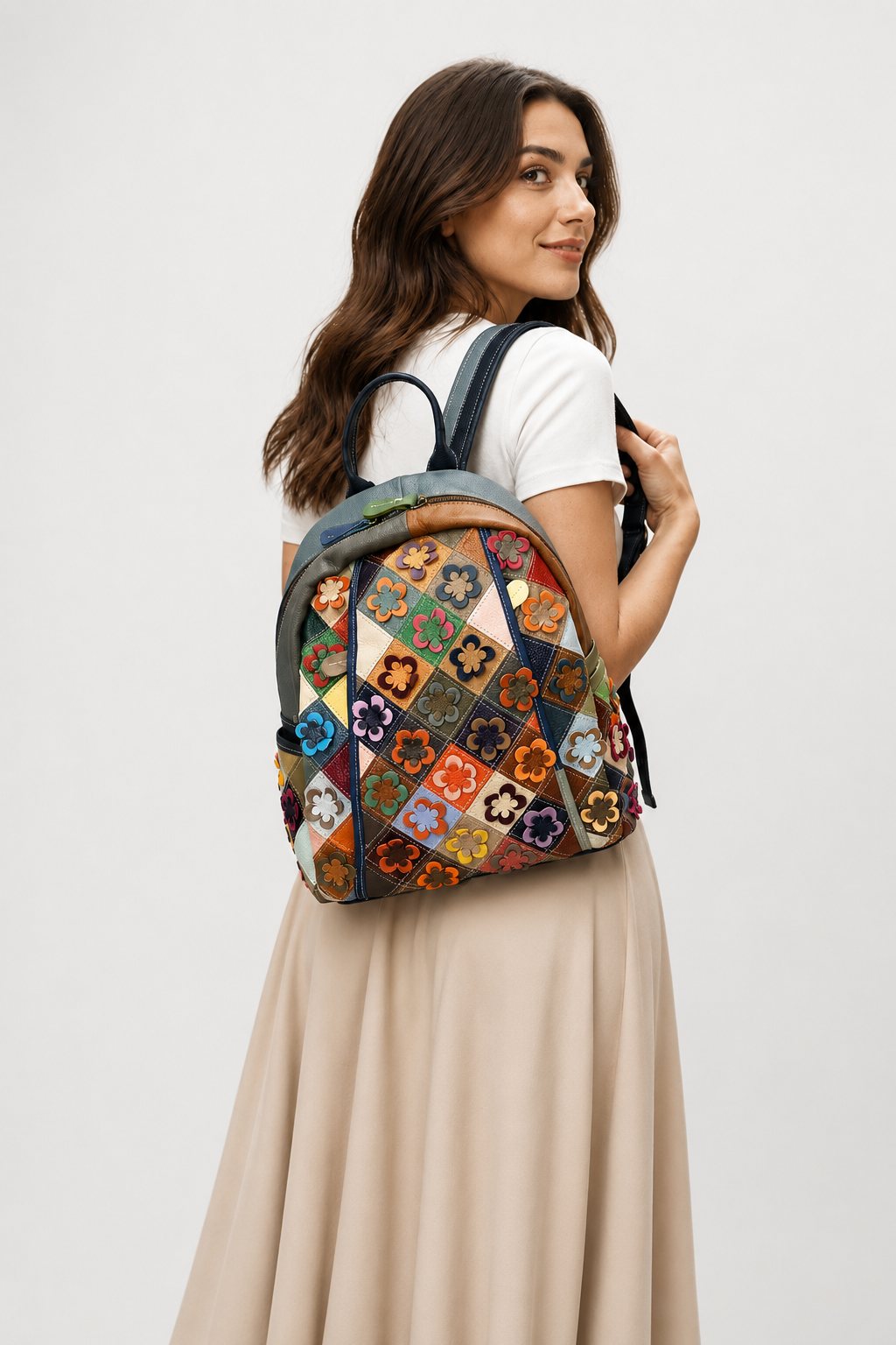 CONCETTA — Zaino patchwork multicolore con applicazioni floreali | Pezzo unico