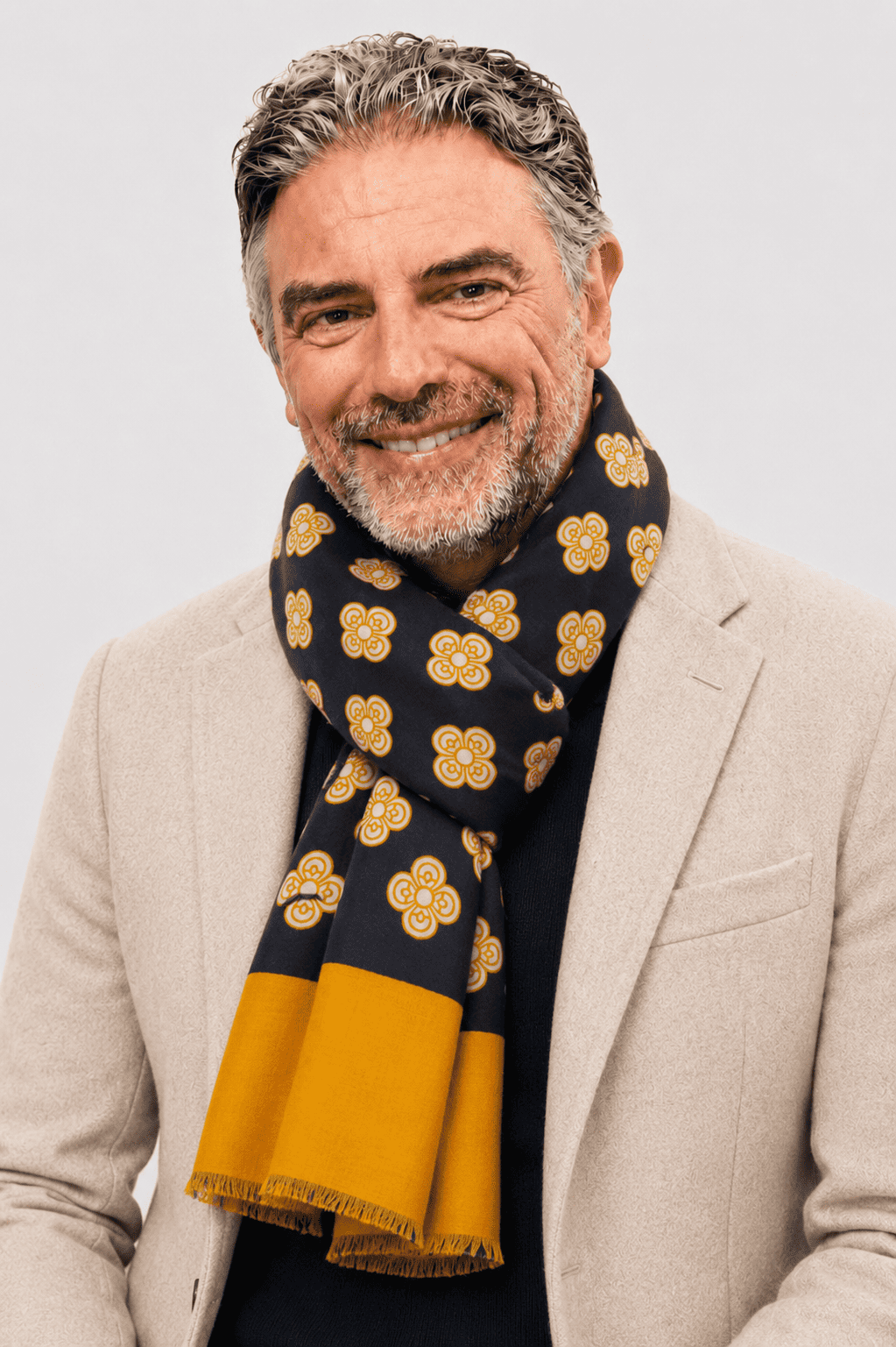 Sciarpa Foulard Pashmina Blu Scuro con Motivo Floreale Giallo Ocra e Fascia Senape | Acrilico, Lana, Viscosa e Modal