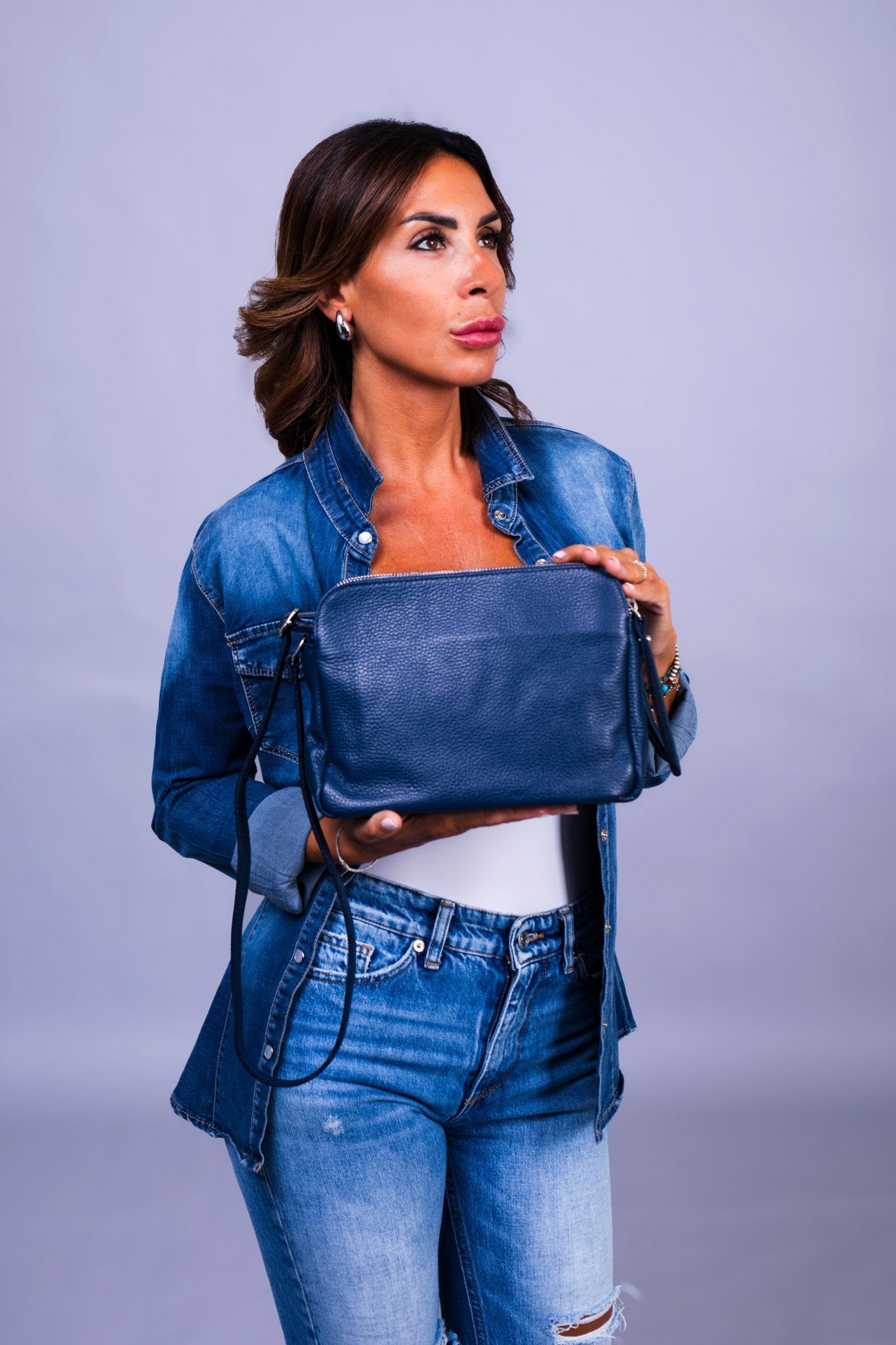 Borsa Donna Edvige Vera Pelle color Jeans Doppia Zip Compatta Made in Italy - Alidiluna