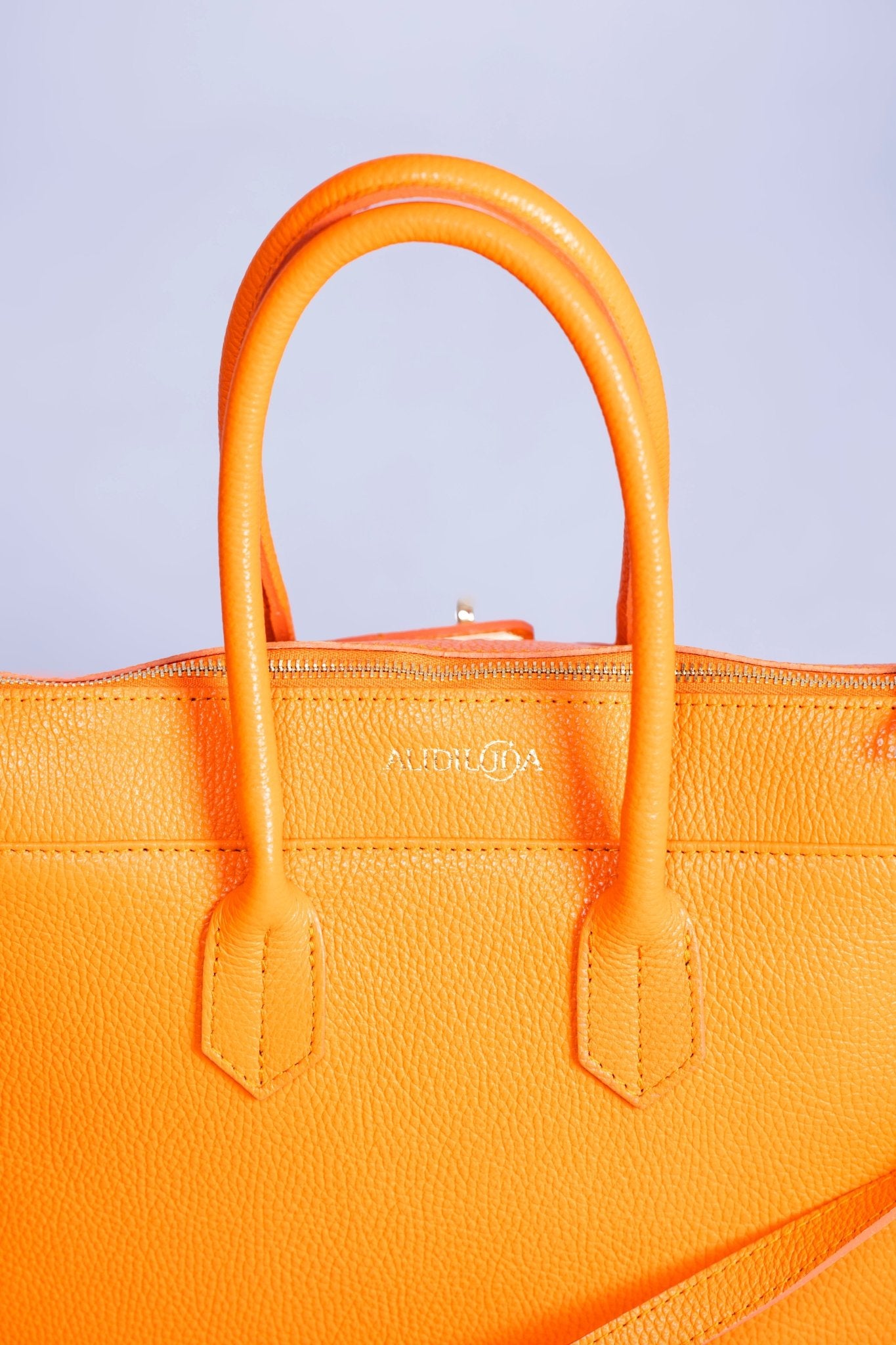 Borsa Donna LUNA in Vera Pelle Arancione Made in Italy – Eleganza Artigianale - Alidiluna