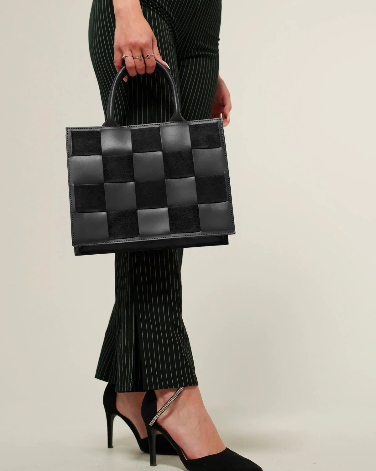 Borsa spalla o a mano donna Ada in vera pelle Nero con zip - Alidiluna