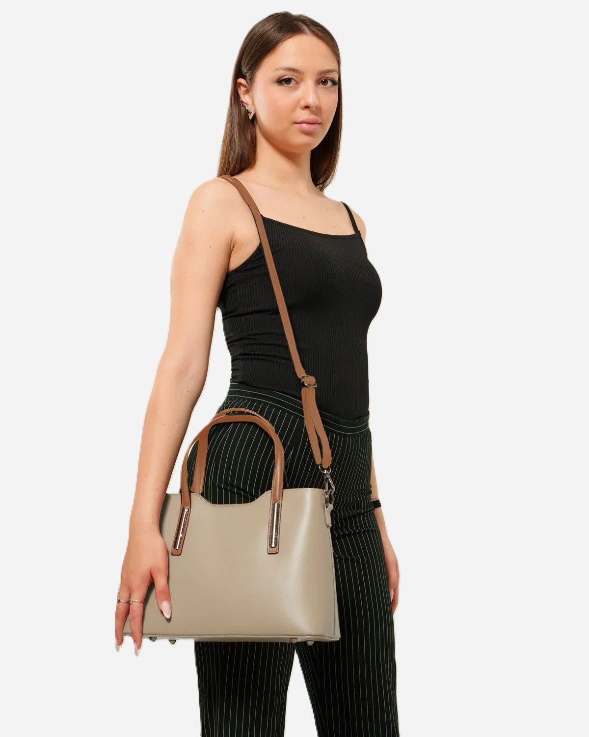 Adele women's shoulder or hand bag in genuine beige leather with cognac handles and zip