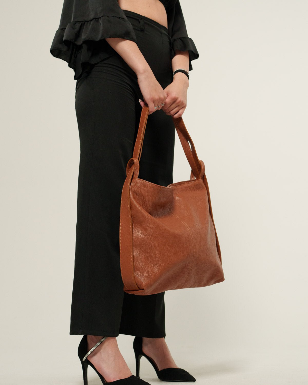 Borsa Spalla Zaino Donna Francesca Vera Pelle Cognac Versatile Pratica - Alidiluna