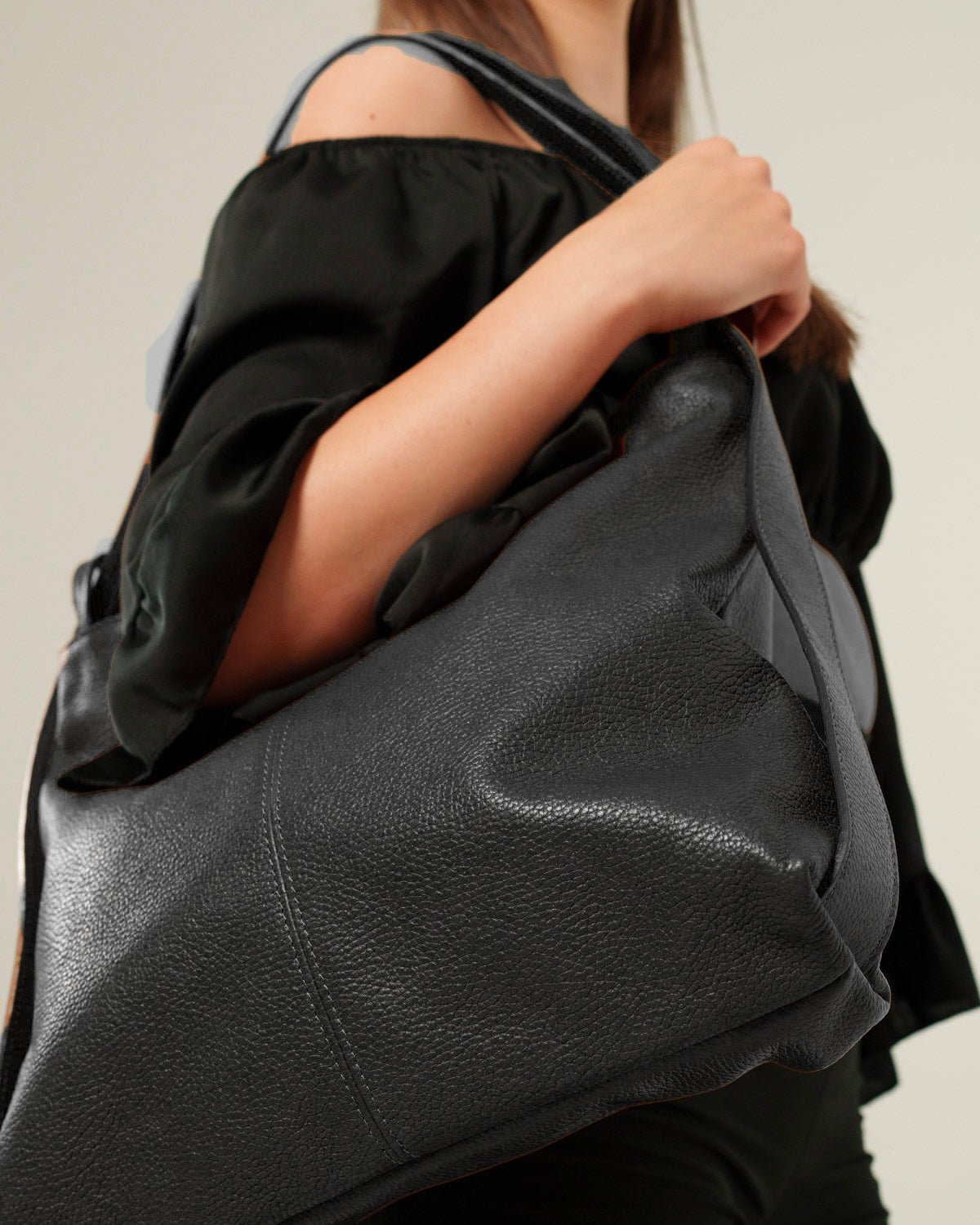 Borsa Spalla Zaino Donna Francesca Vera Pelle Nero Versatile Pratica - Alidiluna