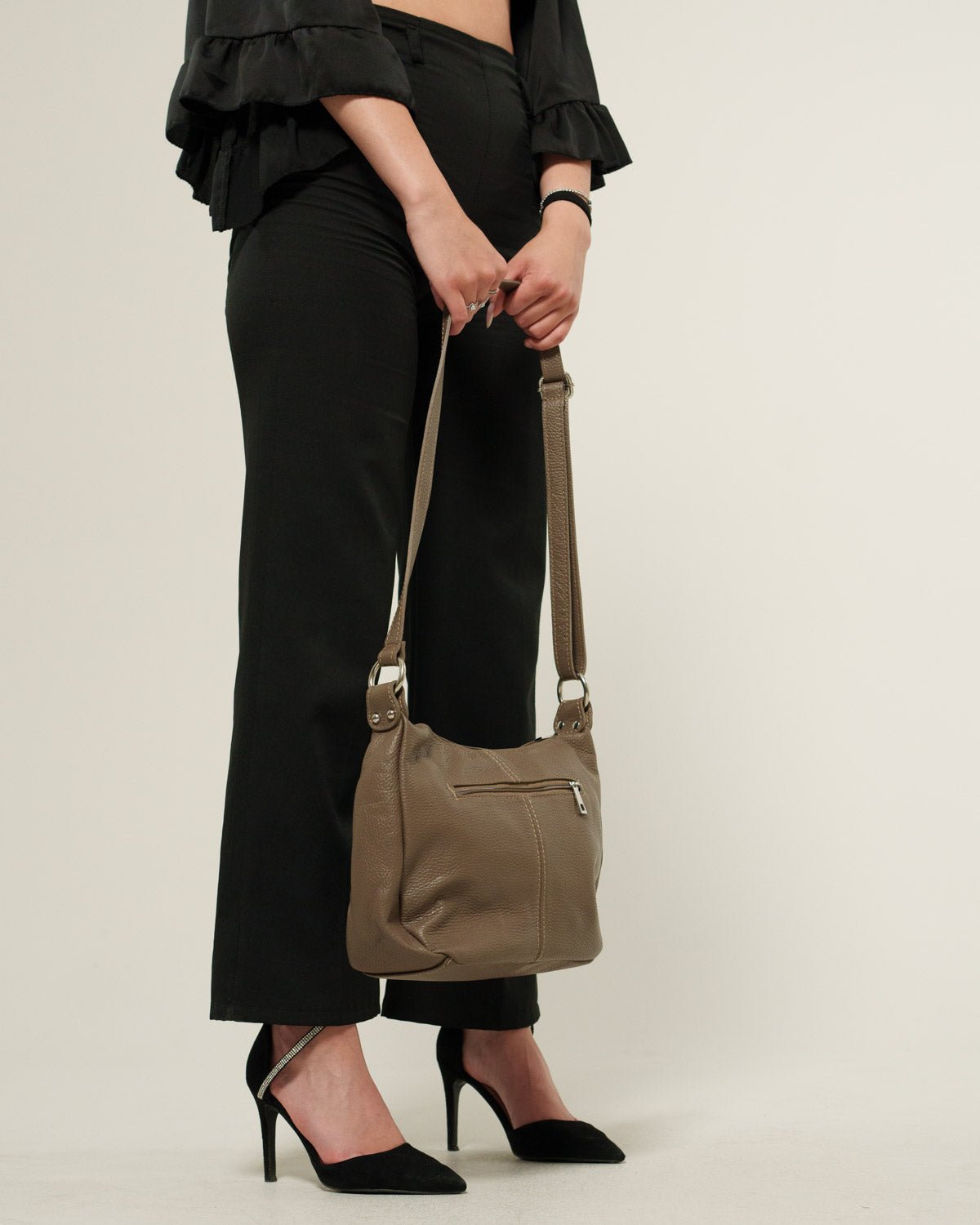 Borsa Tracolla Donna Thea Vera Pelle Fango - Morbida, Capiente, Versatile - Alidiluna