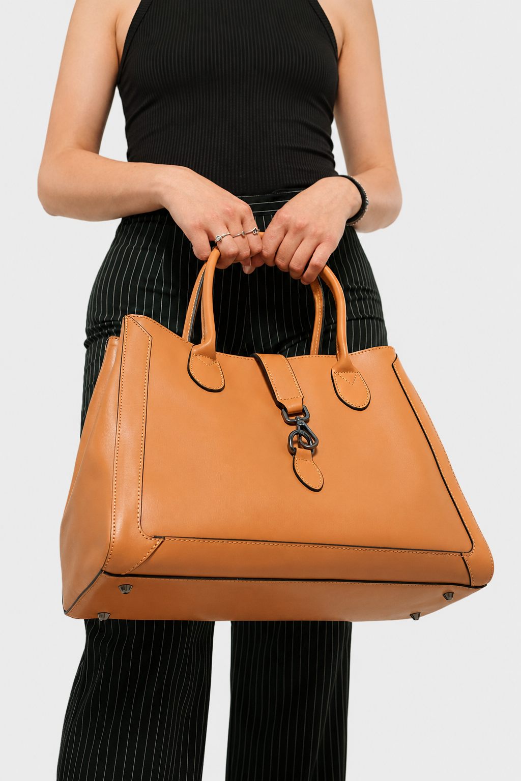 CORALBA — Borsa a mano in pelle palmellato cognac | Made in Italy