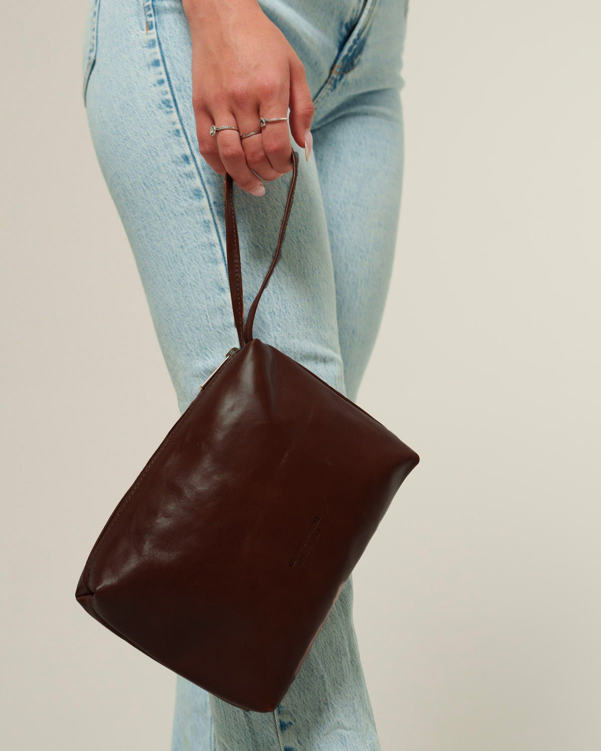 Pochette a mano Donna Ilda testa di moro - Alidiluna