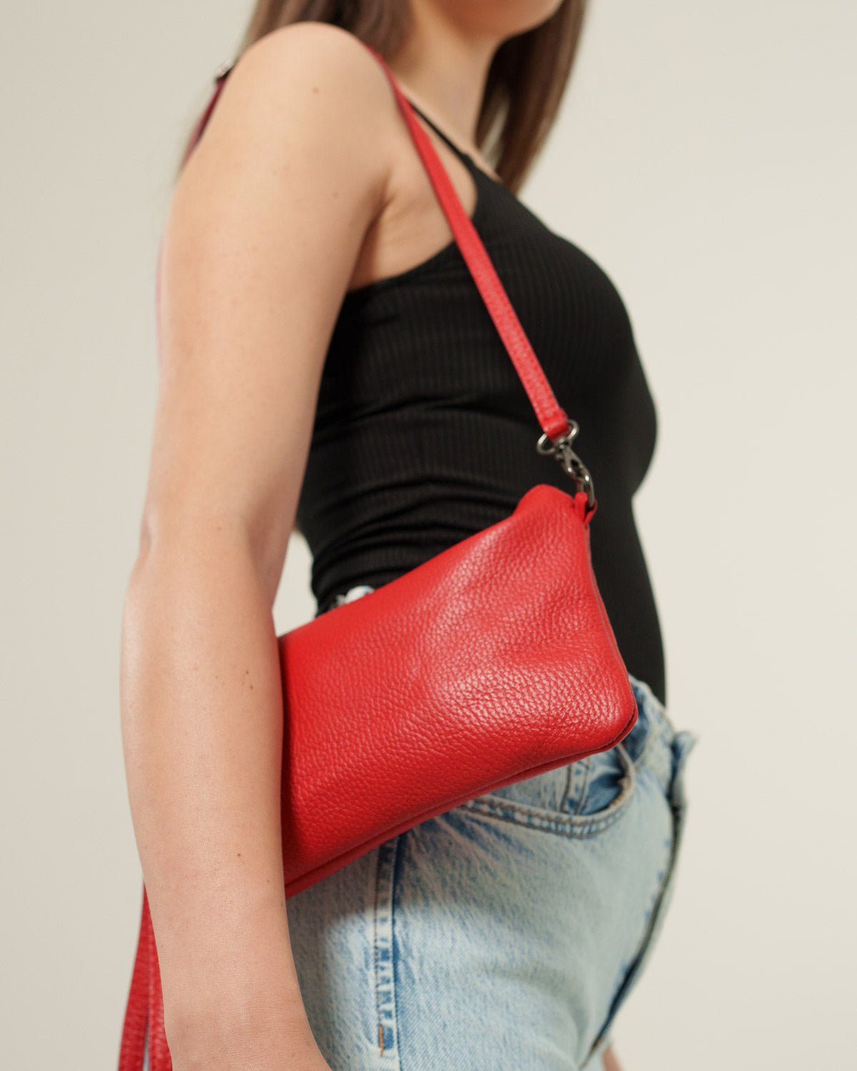 Pochette a tracolla Donna Chiara in vera pelle Rosso - Alidiluna