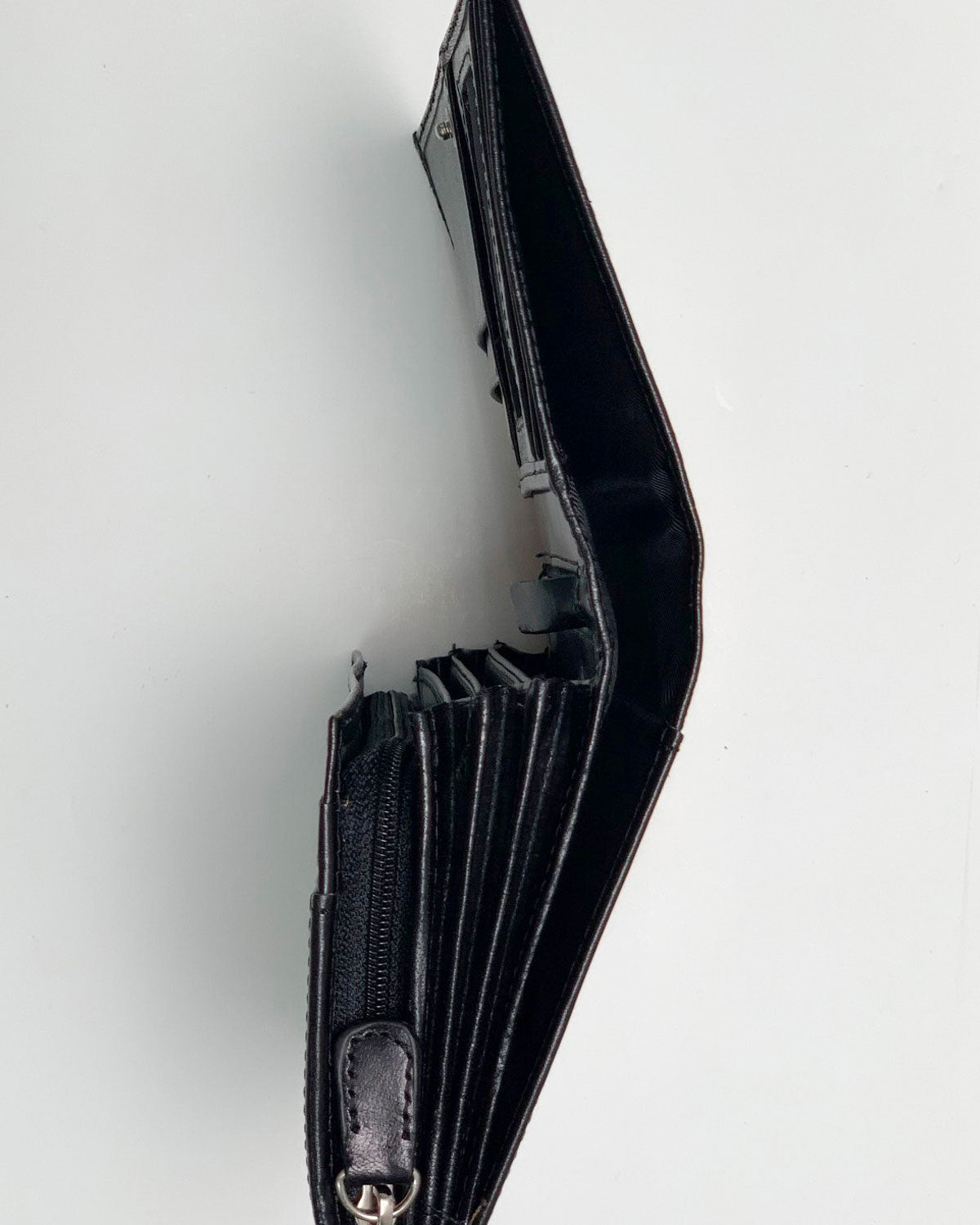 Portafoglio Portamonete Porta Carte donna Iside in vera pelle artigianale Nero - Alidiluna