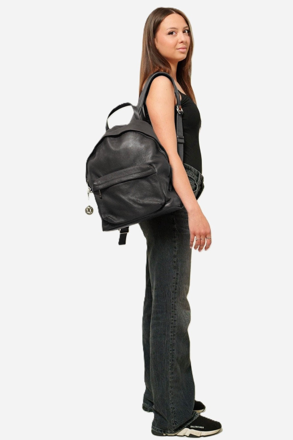 Federica women's backpack in genuine black leather with laptop compartment and zip pockets