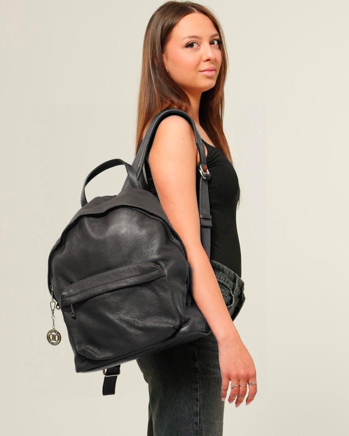 Zaino donna Federica in vera pelle Nero porta pc tasche con zip - Alidiluna