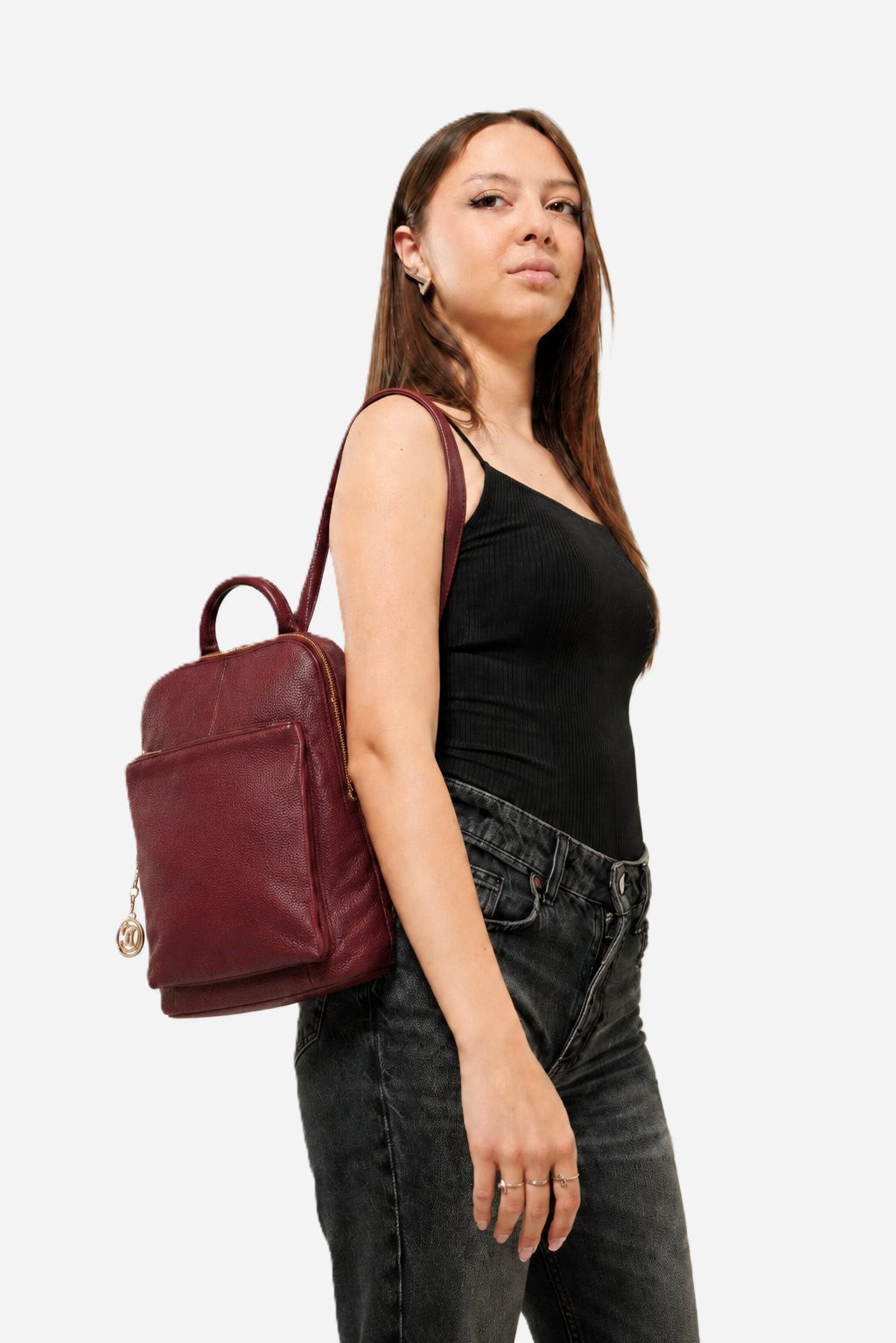 Cristina women's backpack in genuine wine-colored leather with zip pockets 